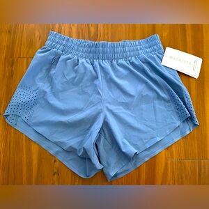 Athleta Hustle 4.5 shorts